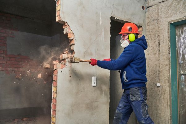 Concrete Wall Demolition in Magnolia
