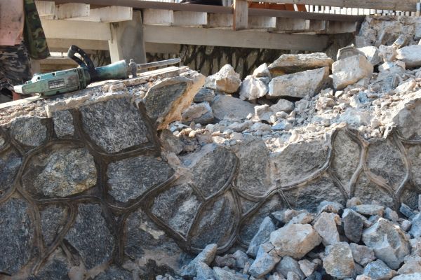 Retaining Wall Demolition in Magnolia